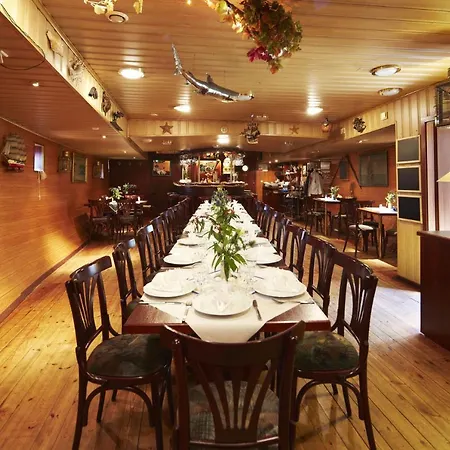 Hotelschiff Stinne Hotel